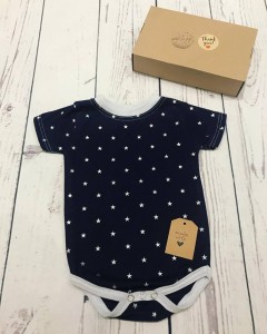 Body z cienkiej dzianiny jersey - gwiazdeczki