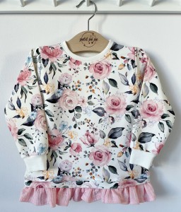 Bluza z falbanką muślinową - romantyczne bukiety