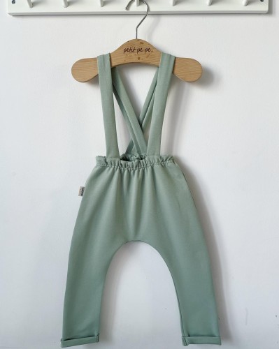 Spodnie dziecięce z szelkami - oliwka.jpg