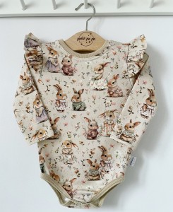 Body z dresówki - Bunny meadow