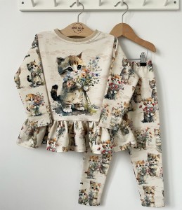 Zestaw bluzeczka z baskinką  + getry - Sweet cats