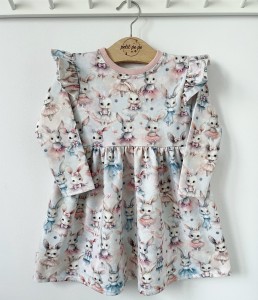 Sukienka z dresówki - Króliczek tutu