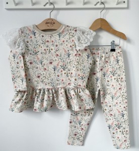 Zestaw bluzeczka z baskinką  + getry - Vintage flowers