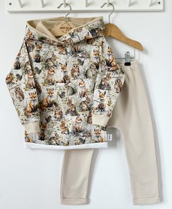 Zestaw dresowy z bluzą przedłużaną - Curious animals