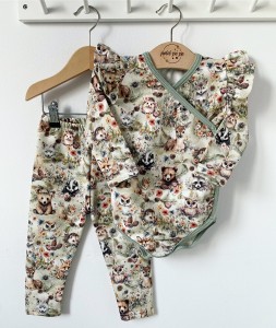 Zestaw dziecięcy - spodenki + body Wiosna w lesie