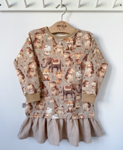 Sukienka z dresówki z muślinowym dołem- Bali animals