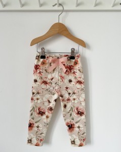 Getry dresowe - Pudrowe kwiaty