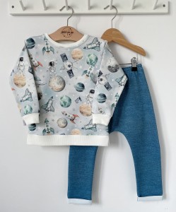Zestaw dresowy spodnie + bluza - W kosmosie