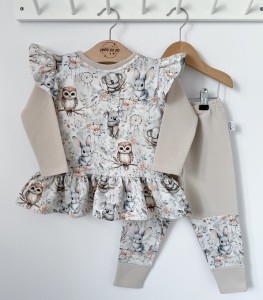 Zestaw bluzeczka z baskinką  + getry - Mini animals