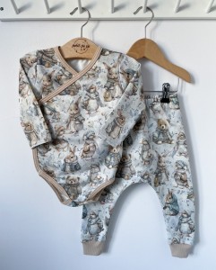 Zestaw dziecięcy - spodenki + body kopertowe Zimowa aura