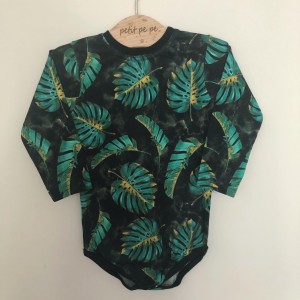 Body z cienkiej dzianiny jersey - monstera nocą