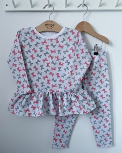 Zestaw bluzeczka z baskinką  + getry - Kokardki