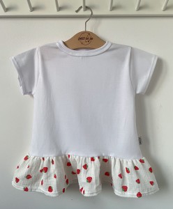 Bluzeczka z baskinką z muślinu- Strawberry