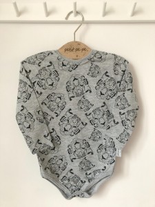 Body z cienkiej dzianiny jersey - tygrysek