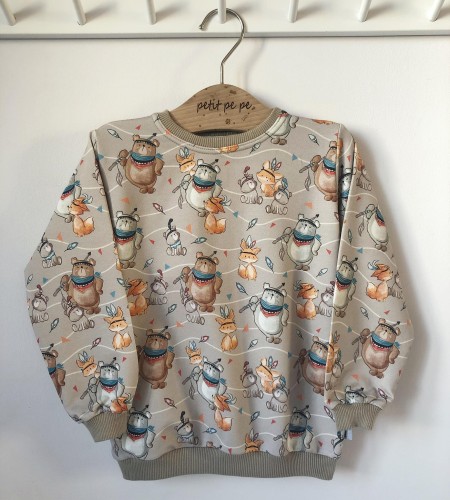 Bluza dresowa - indiańskie zwierzątka.jpg